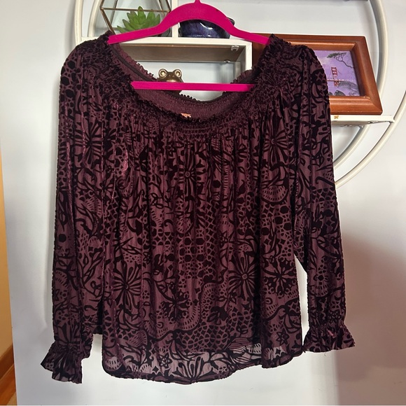 Free People Tops - Free People Women’s Large L Purple Velvet Off The Shoulders Cropped Top